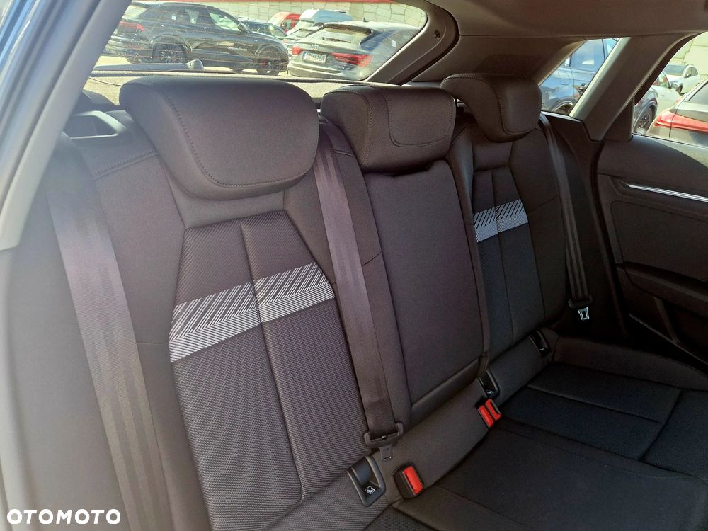 Audi A3 Sportback TFSI mHEV 110 kW S Line S tronic - 12