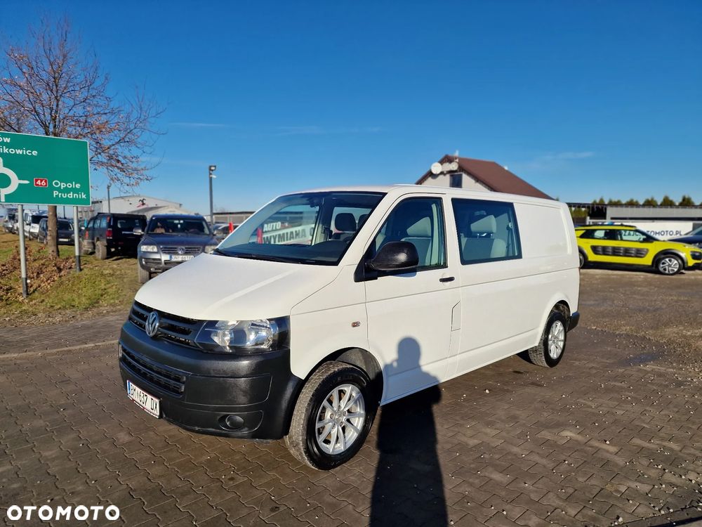 Volkswagen Transporter - 1