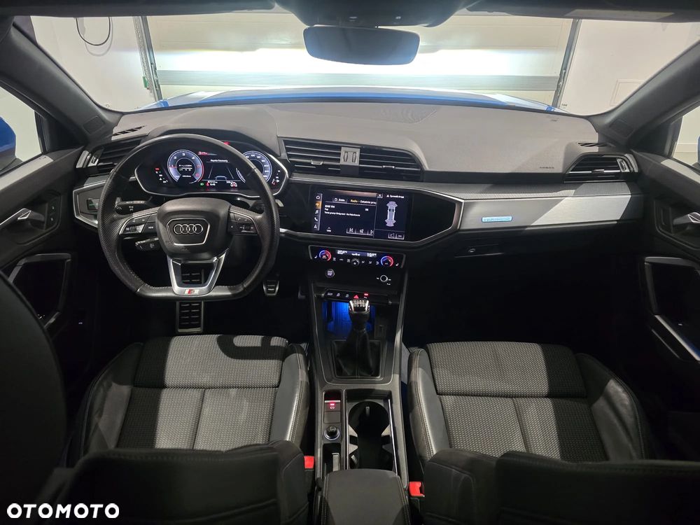 Audi Q3 35 TDI Quattro S Line - 11