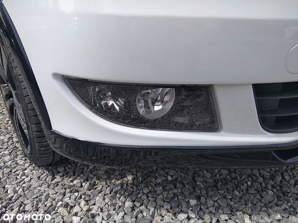 Skoda Fabia 1.2 TSI Monte Carlo - 26