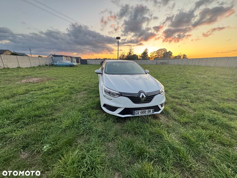 Renault Megane 1.2 Energy TCe Intens - 17