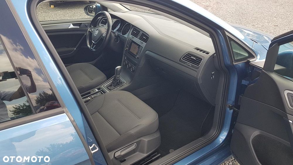 Volkswagen Golf 1.4 TSI BlueMotion Technology DSG Comfortline - 27