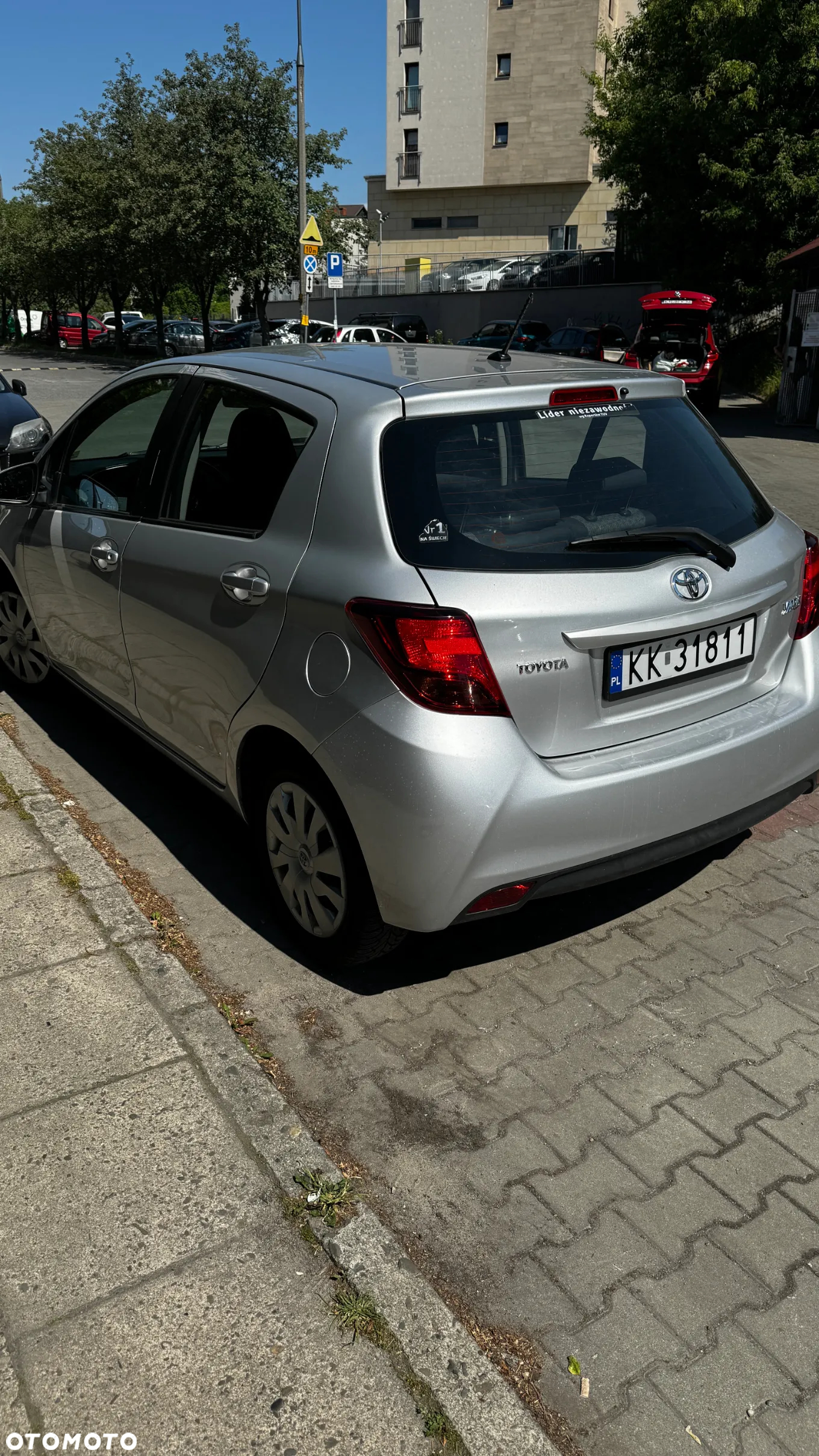 Toyota Yaris 1.0 Premium - 2