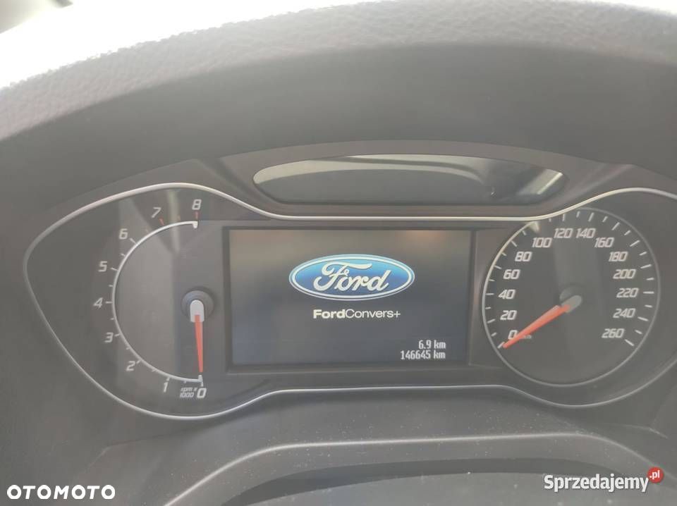 Ford S-Max - 11