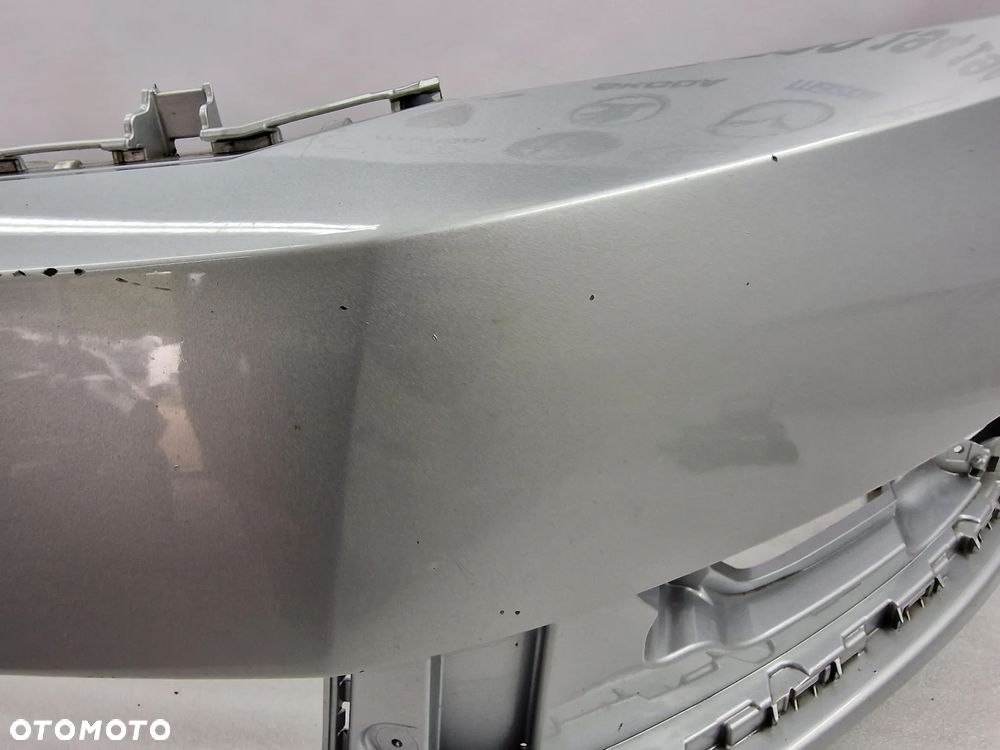 VW PASSAT B7 3AA 10- ZDERZAK PRZEDNI PRZÓD , ŁADNY , SREBRNY METALIK , BEZ SPRYSKÓW I PDC , NR AUKCJI NZ846 - 12