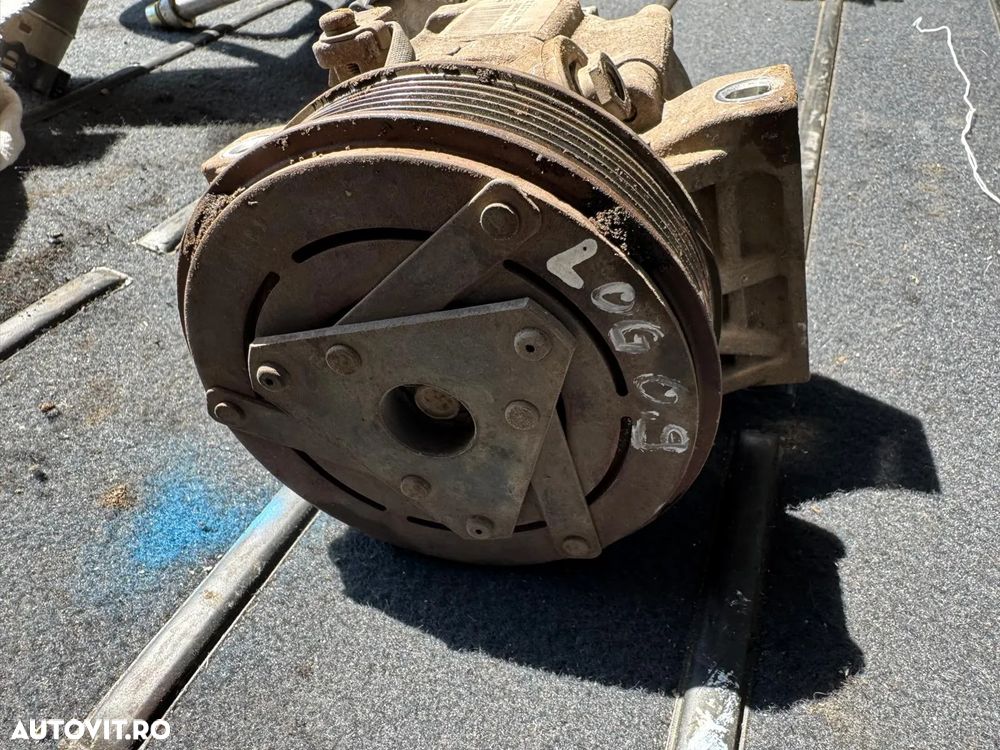 Compresor clima ac Dacia Logan 2 / Sandero 0.9 TCe benzina Valeo 926000216R - 4