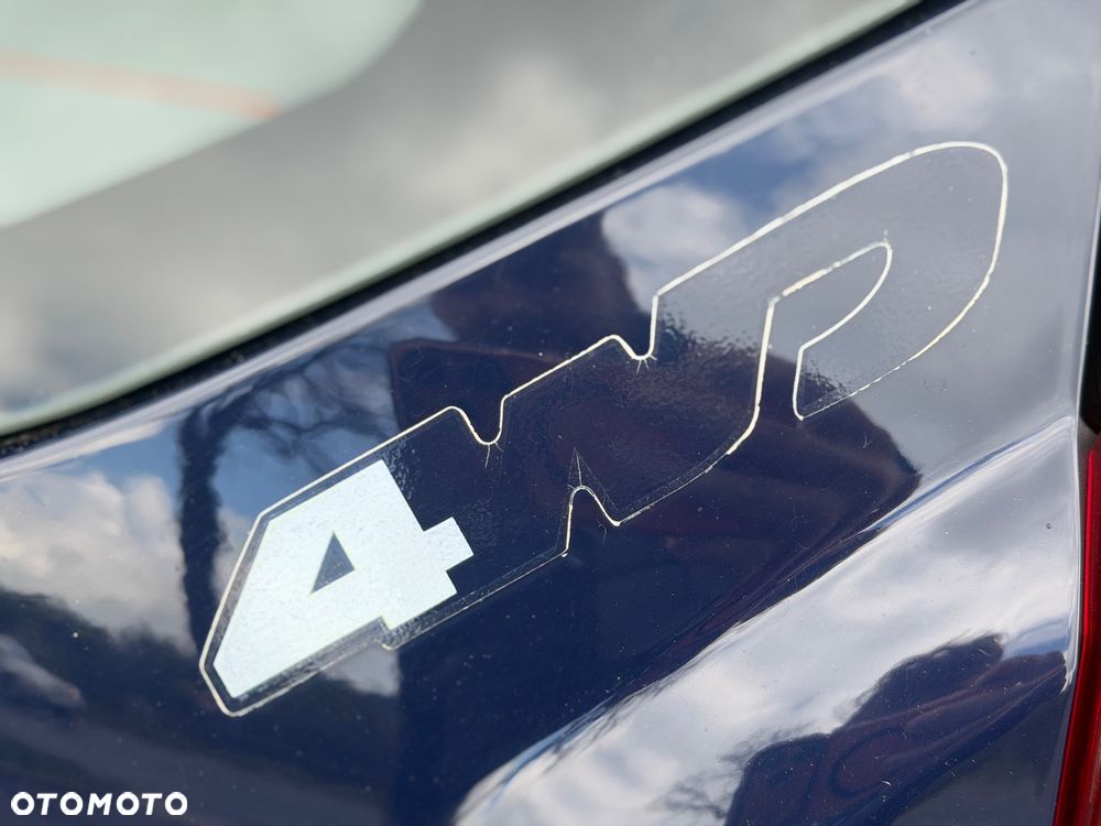 Dacia Duster 1.6 16V 4x4 Laureate - 6