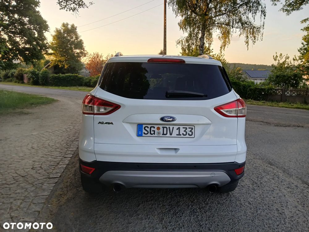 Ford Kuga 2.0 TDCi 4x4 Titanium - 12