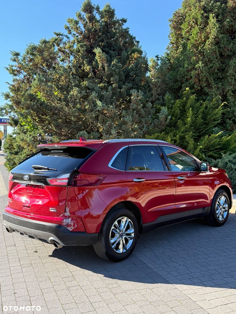 Ford Edge - 4