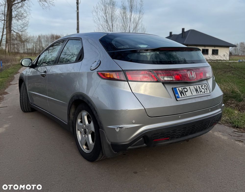 Honda Civic 1.4 Base - 4