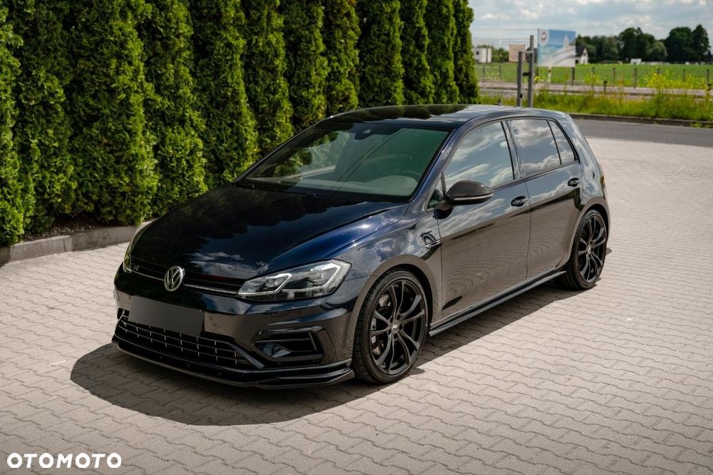 Volkswagen Golf - 2