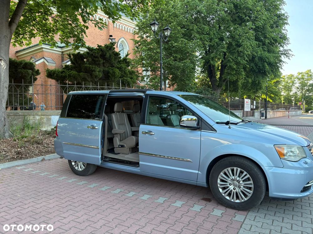 Chrysler Town & Country 3.6 Limited - 3