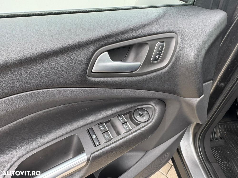 Ford Kuga 1.5 EcoBoost 2WD Trend - 17