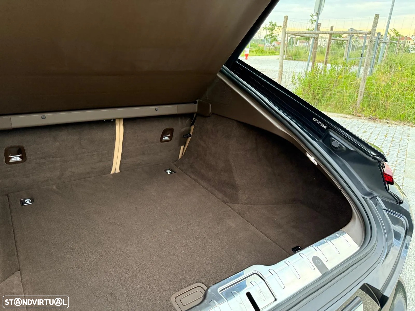 Porsche Panamera 4 S - 25
