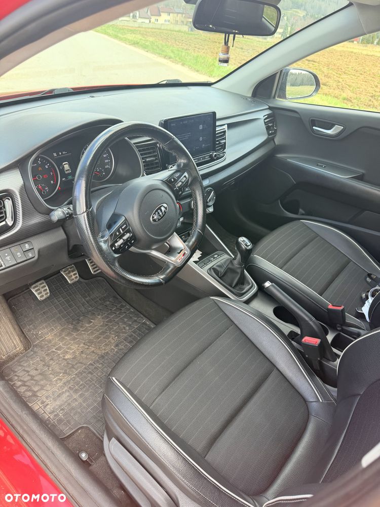 Kia Rio - 5