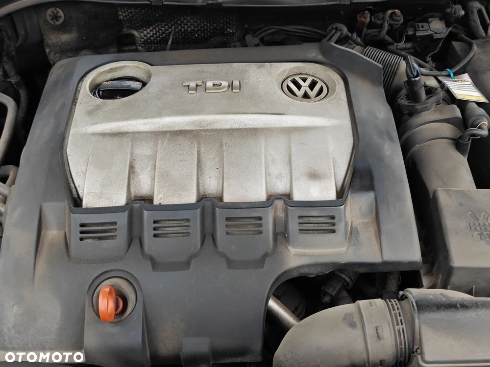 Volkswagen Passat 2.0 TDI DPF Comfortline - 19