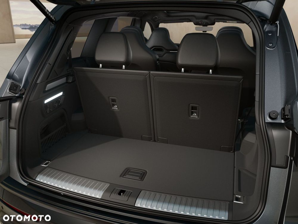 Audi Q7 - 11