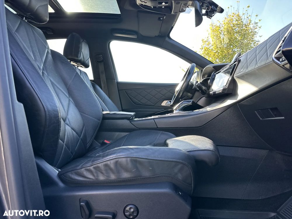 DS Automobiles DS 7 Crossback - 12