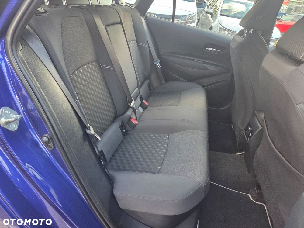 Toyota Corolla 1.8 Hybrid Comfort - 33