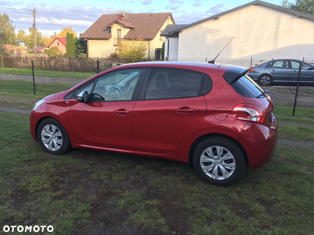 Peugeot 208 e-HDi FAP 92 Stop&Start Style - 11