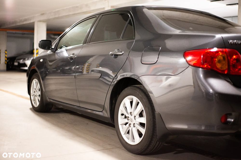 Toyota Corolla 1.6 VVT-i Sol Start - 6