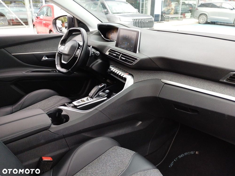 Peugeot 3008 1.2 PureTech Allure S&S EAT8 - 27
