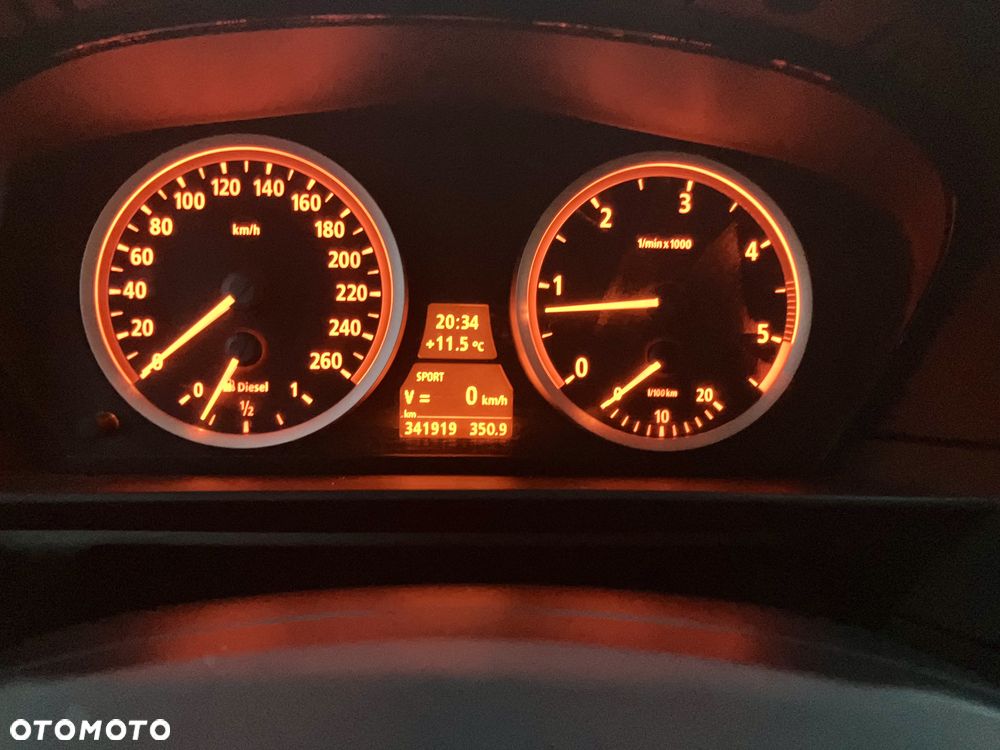 BMW Seria 5 520d - 14