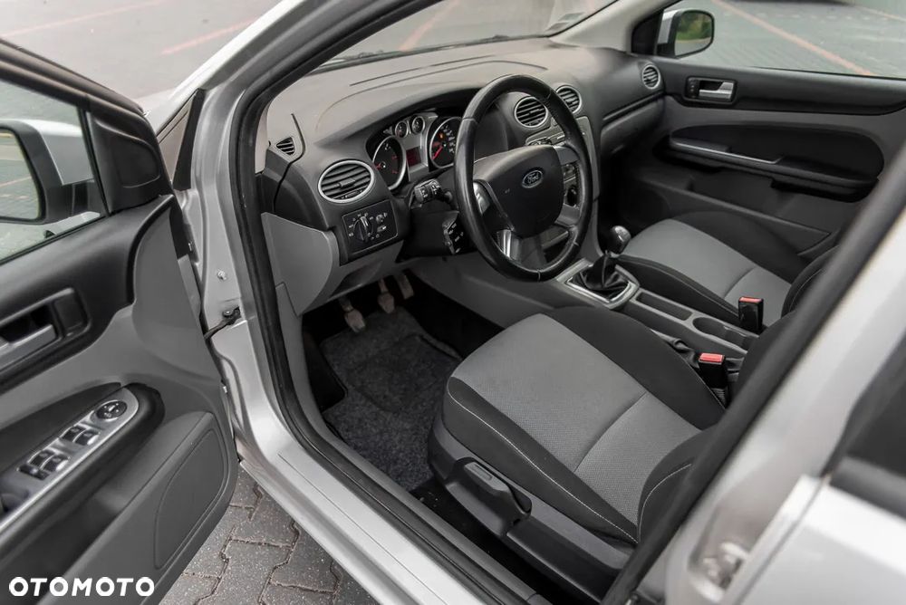 Ford Focus - 14