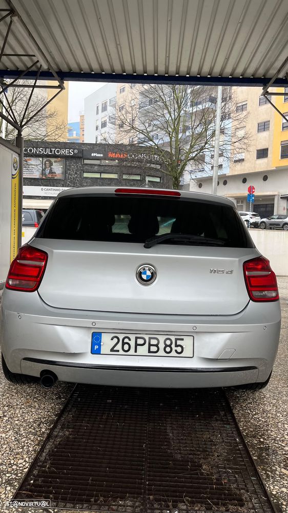 BMW 116 d EDynamics Line Sport - 9