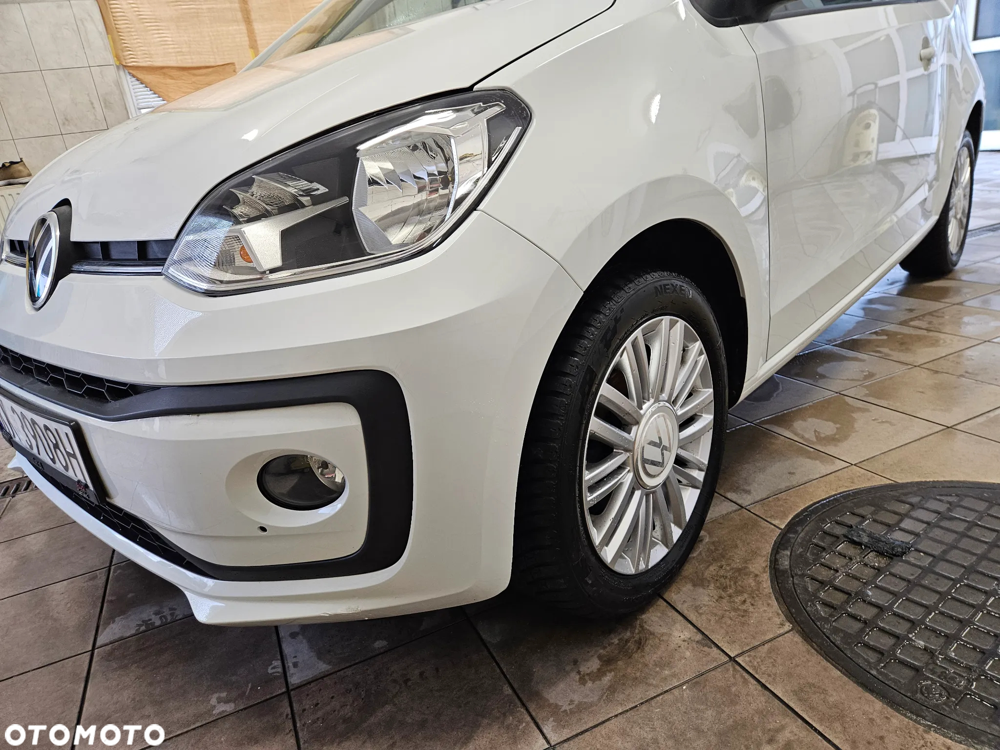 Volkswagen up! 1.0 United - 11