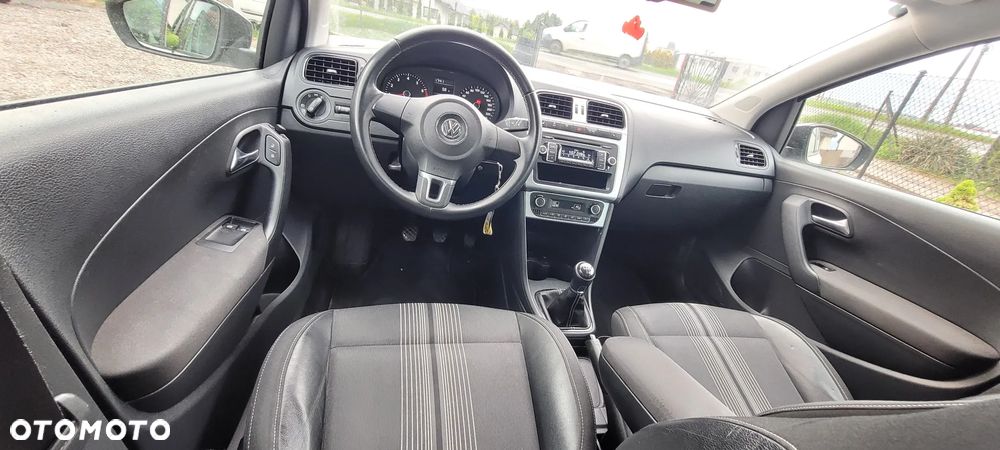 Volkswagen Polo - 9