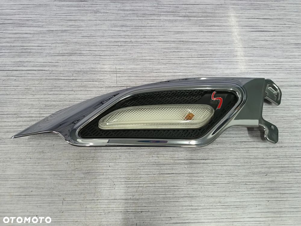 MINI R60 R61 Kierunkowskaz błotnika prawy 9803127 - 9