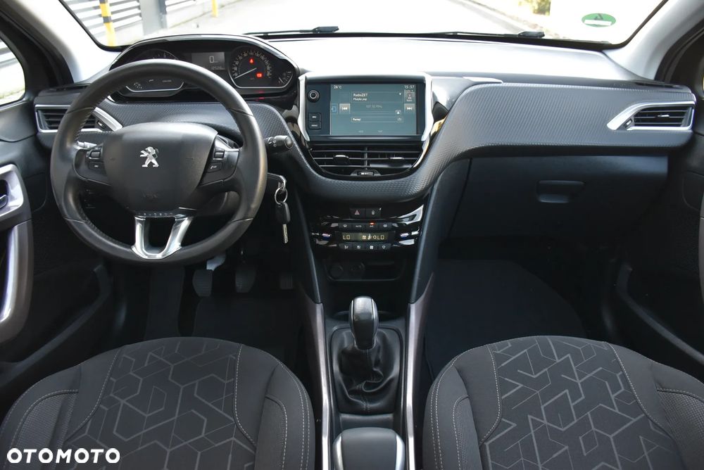 Peugeot 2008 BlueHDi 100 STOP & START Allure - 16