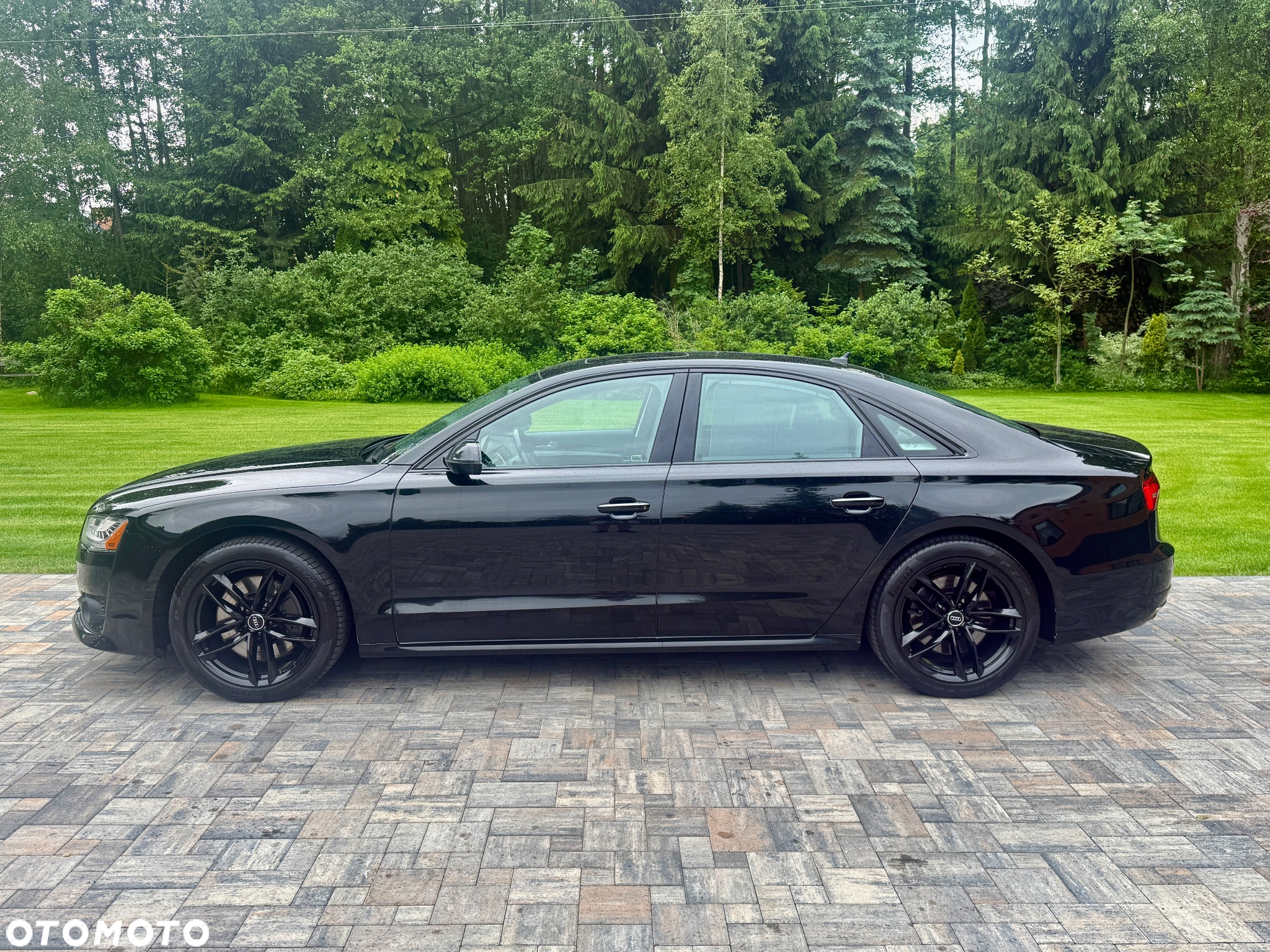 Audi A8 - 7