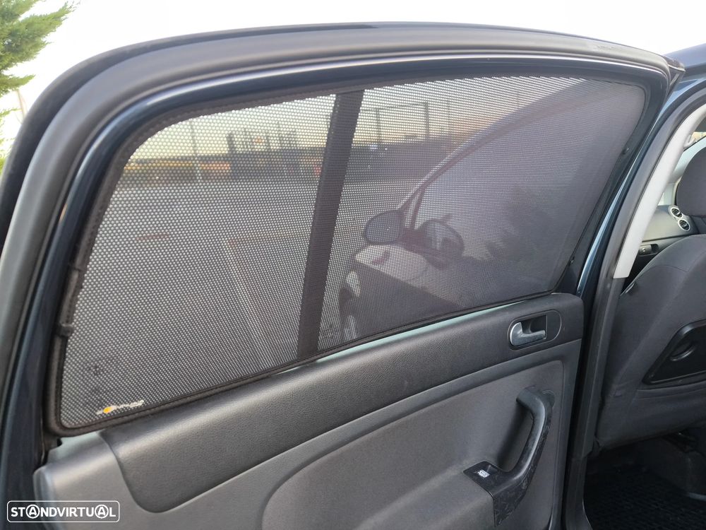 VW Golf Plus 1.9 TDi Trendline AC - 8