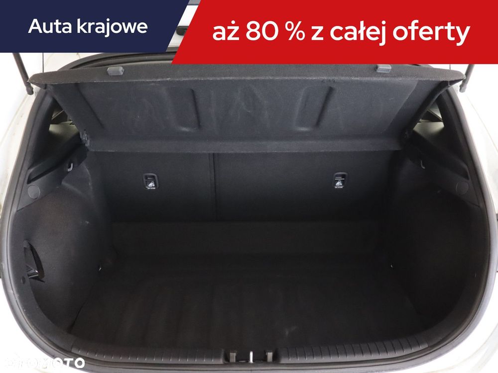 Kia Ceed - 16