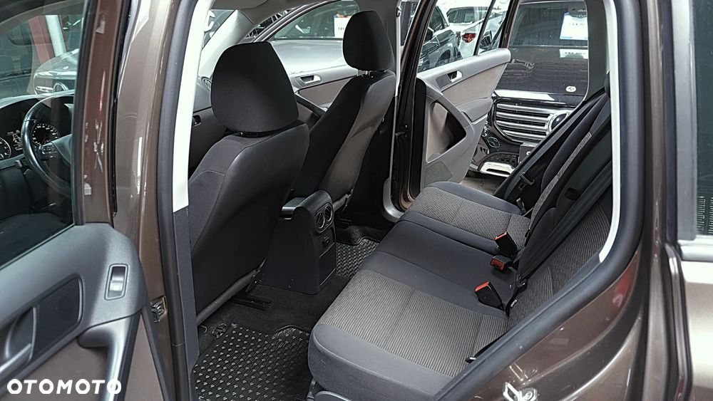 Volkswagen Tiguan - 17
