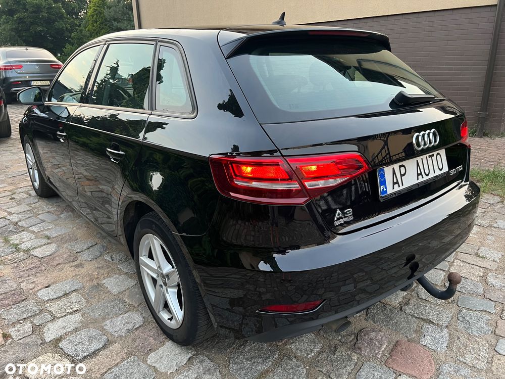 Audi A3 Sportback - 3