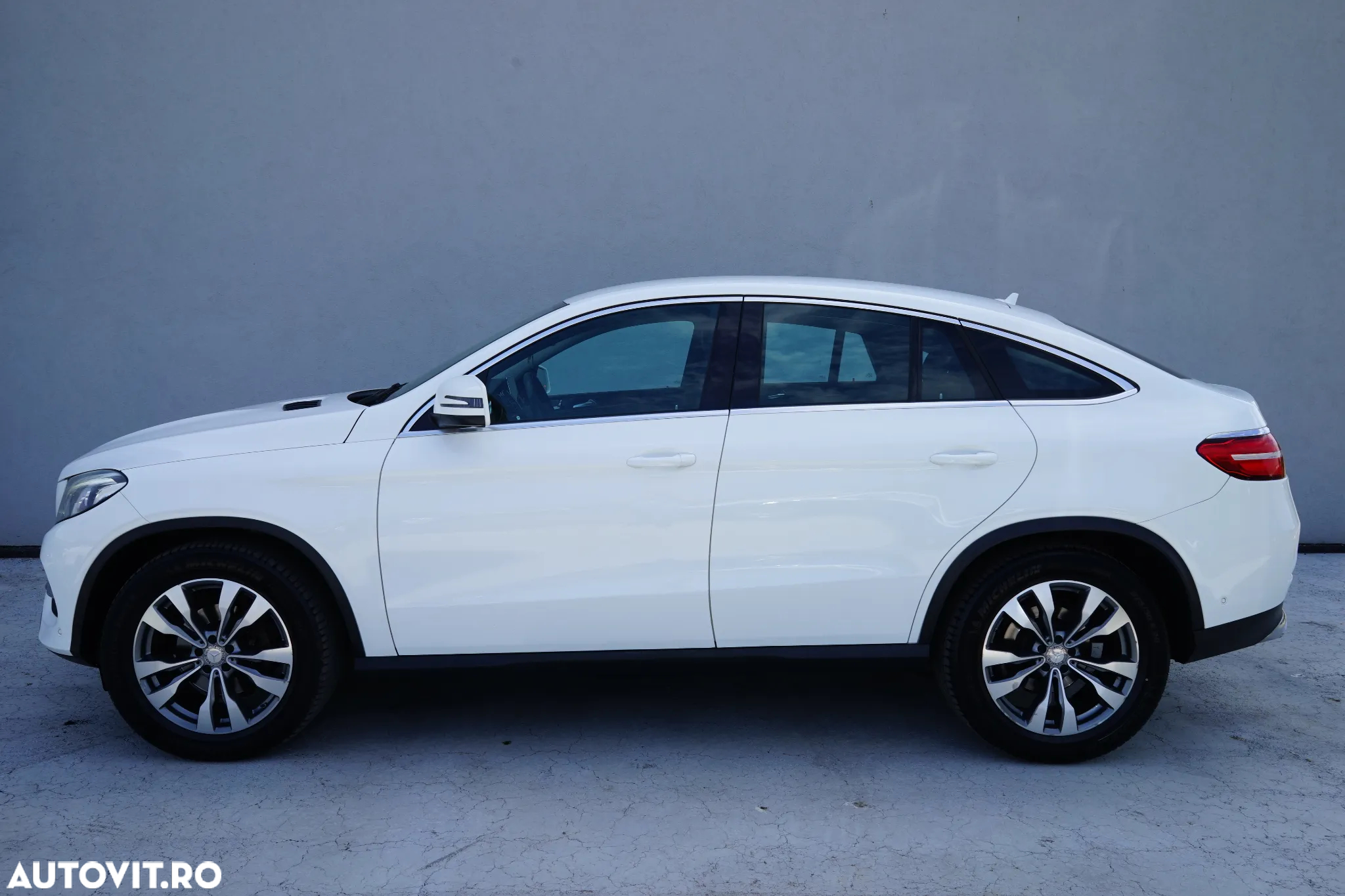 Mercedes-Benz GLE 350 d 4MATIC - 3