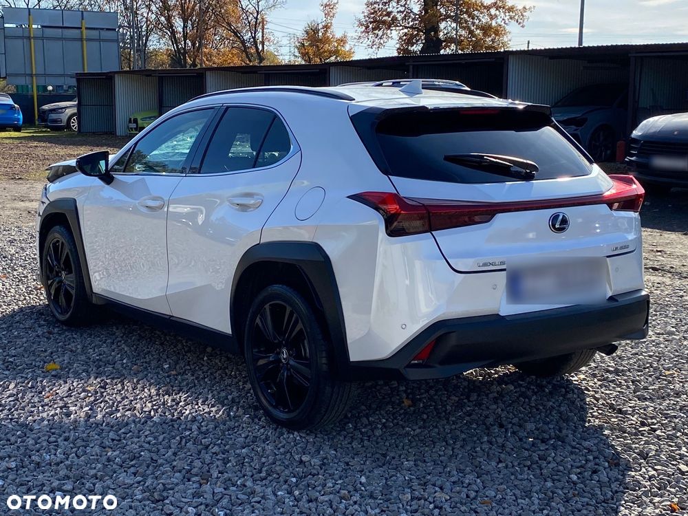 Lexus UX 200 GPF Pure 2WD - 12