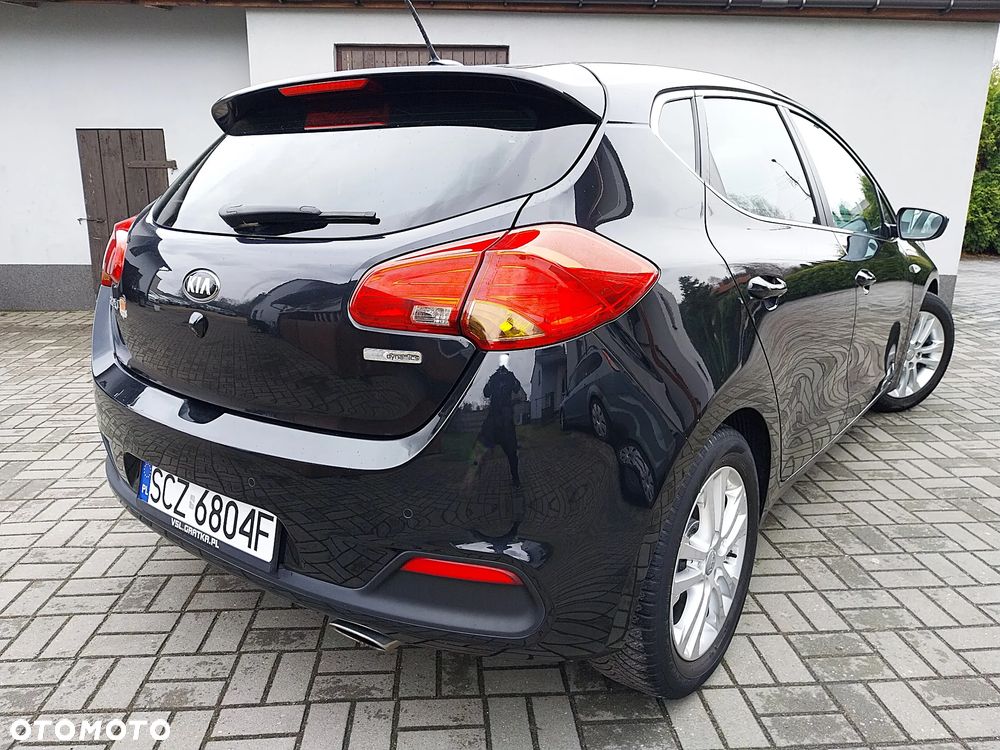 Kia Ceed 1.4 CVVT Dream Team Edition - 31