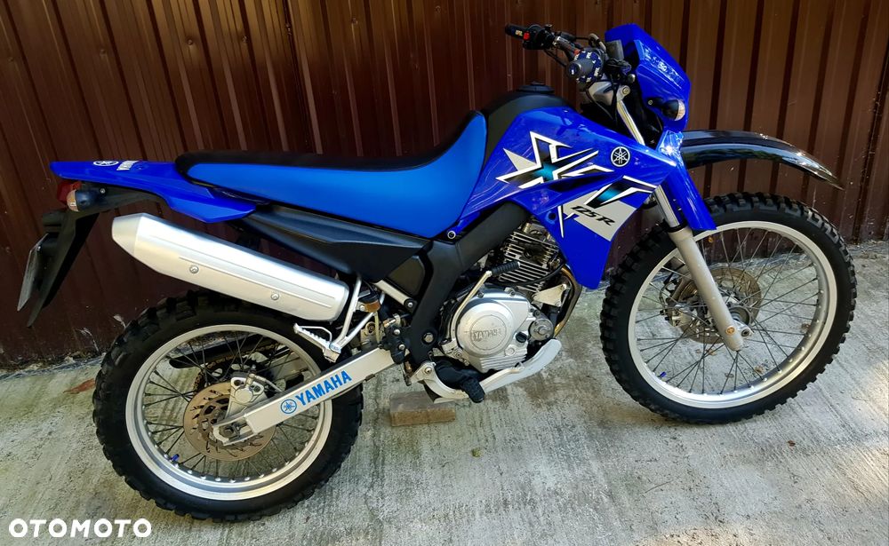 Yamaha XT - 10
