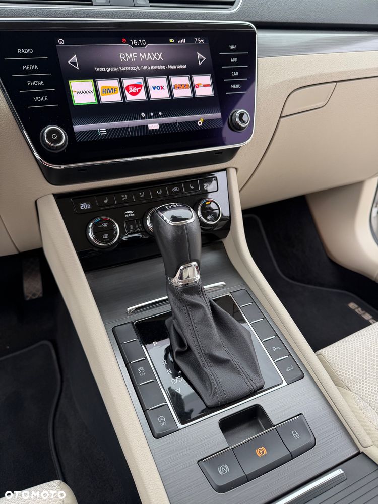 Skoda Superb 2.0 TDI Style DSG - 37