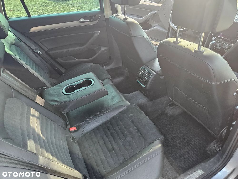 Volkswagen Passat 1.8 TSI BMT Highline DSG - 18