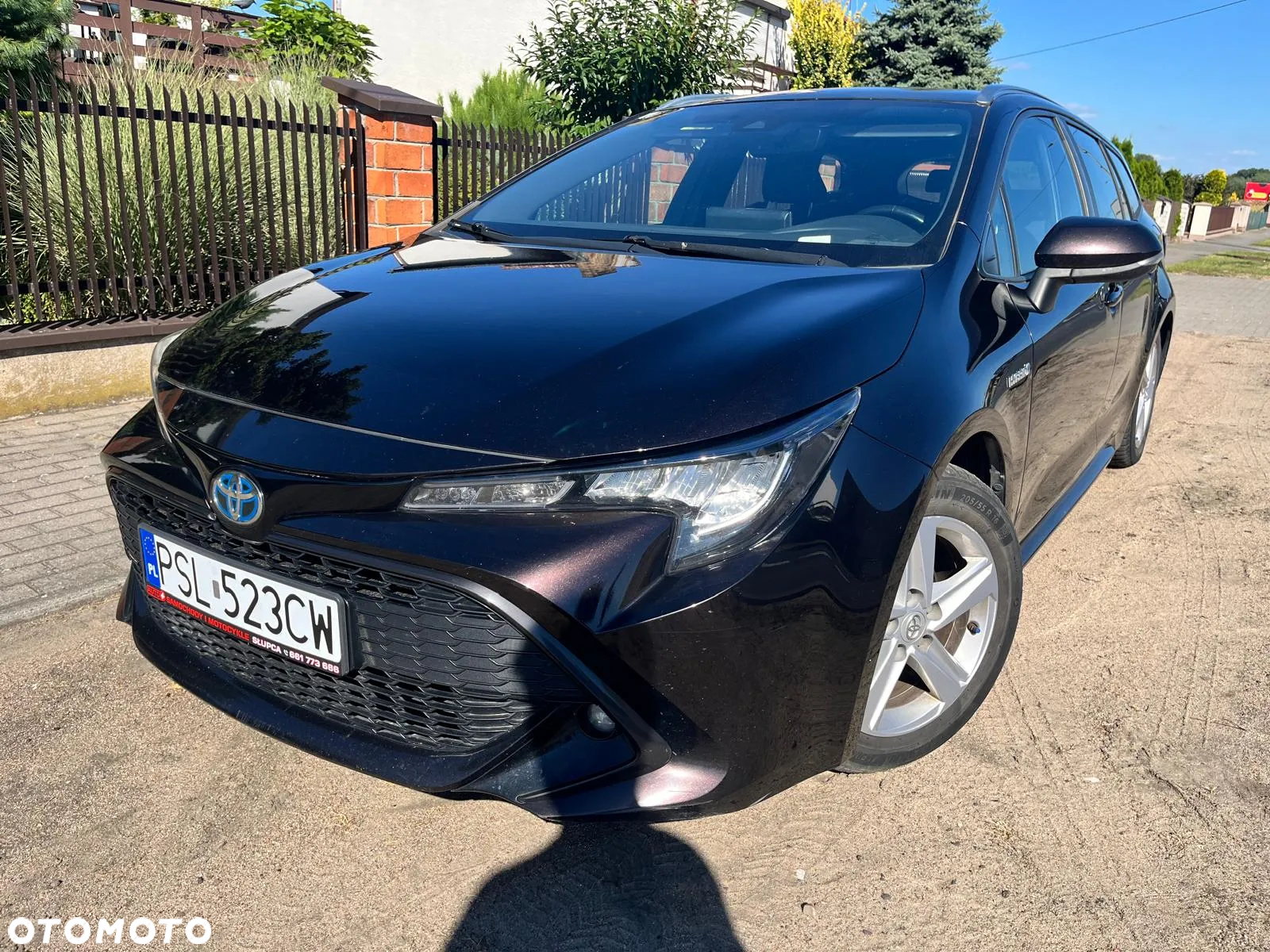 Toyota Corolla 1.8 Hybrid Executive - 12