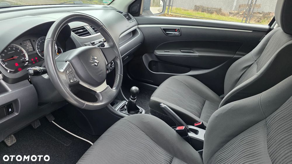 Suzuki Swift 1.2 BlackWhite - 13
