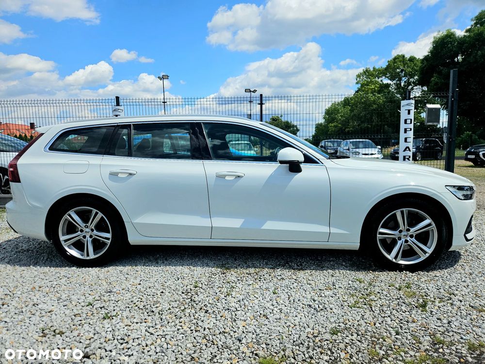 Volvo V60 D4 Momentum - 16