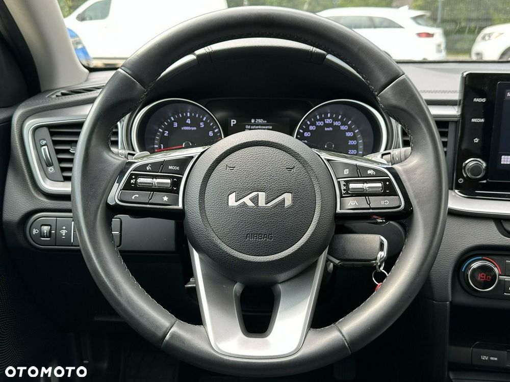 Kia Ceed 1.5 T-GDI M DCT - 20