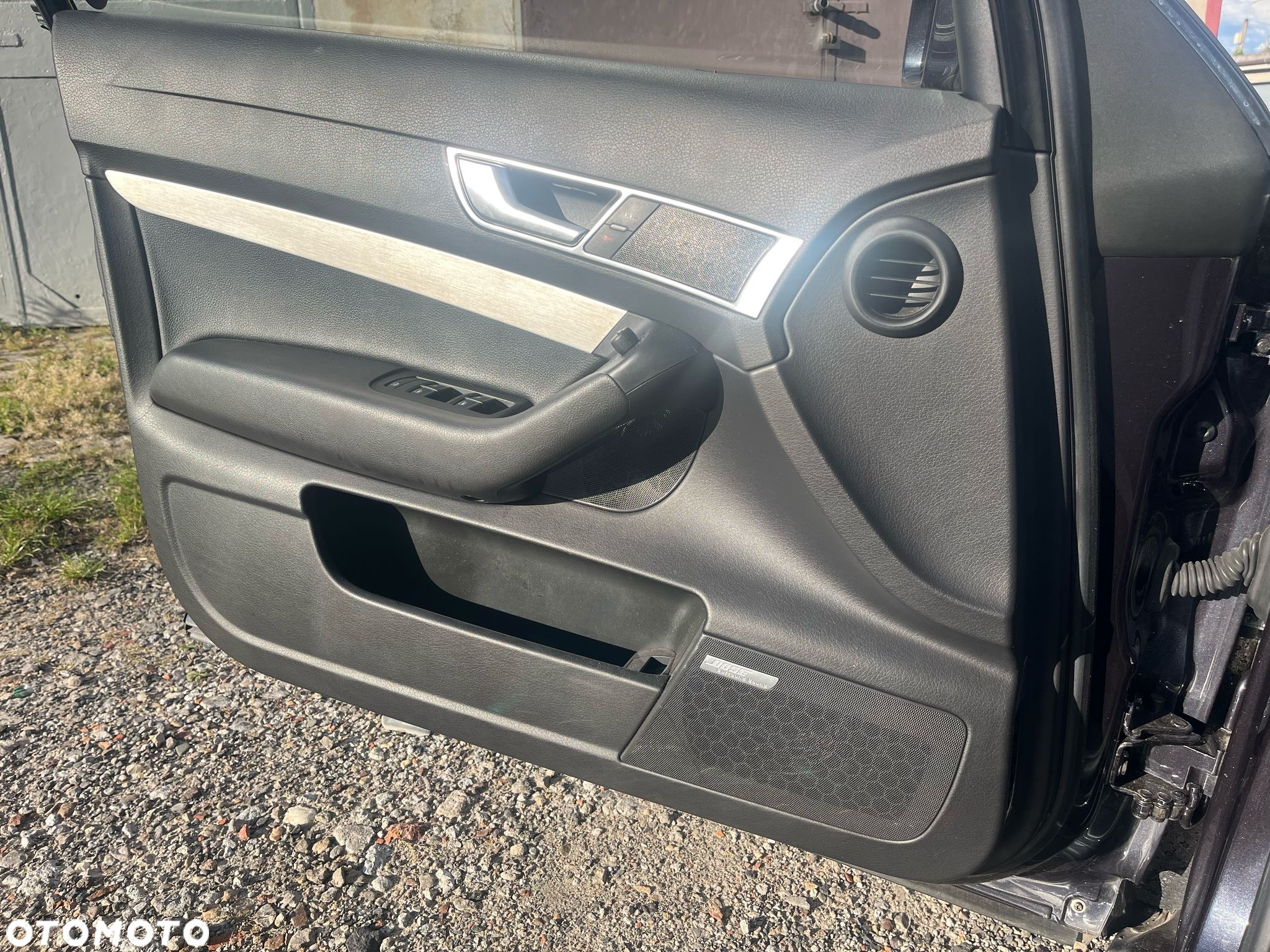 Audi A6 Avant 4.2 quattro tiptronic - 11