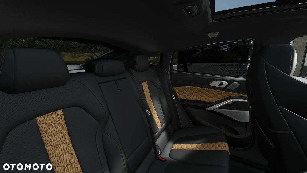 BMW X6 M Competition - 12